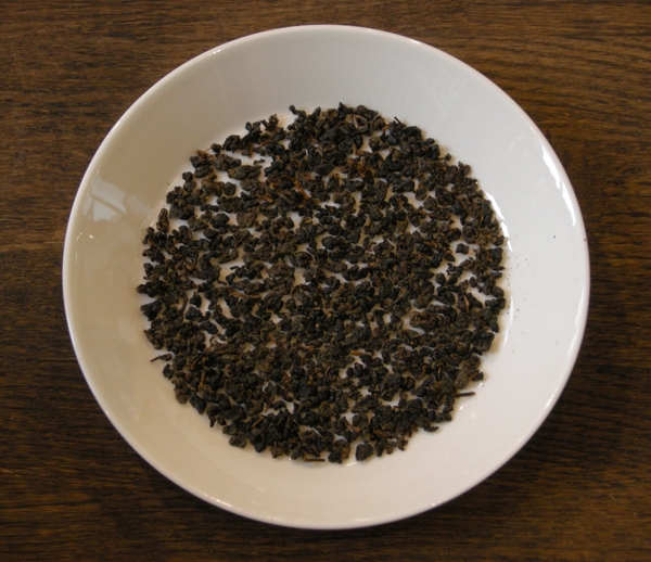 Alishan Gaba Black - Musta tee